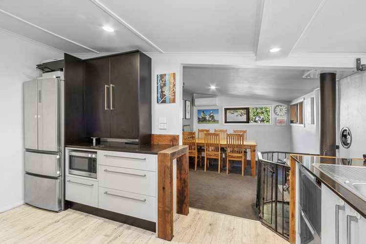 27 Pembertons Road Sefton_12