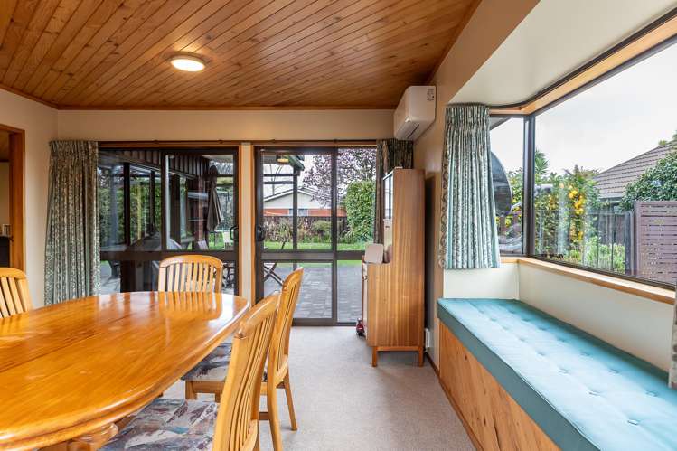 14 Cooper Place Chedworth_5