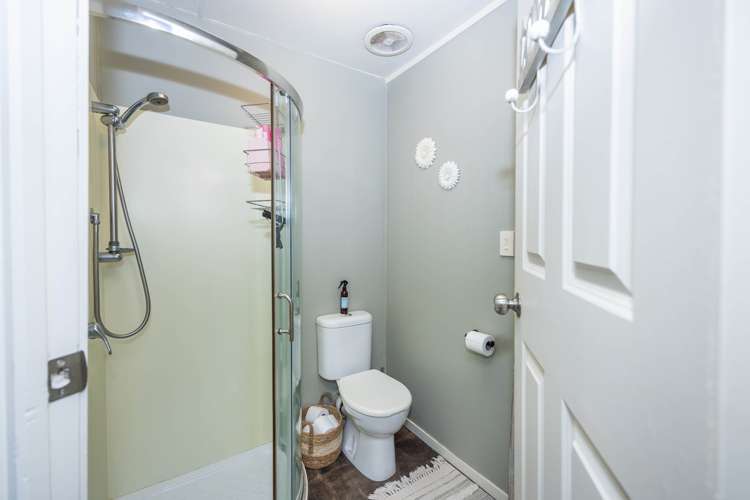 21 Greta Street Glenview_21