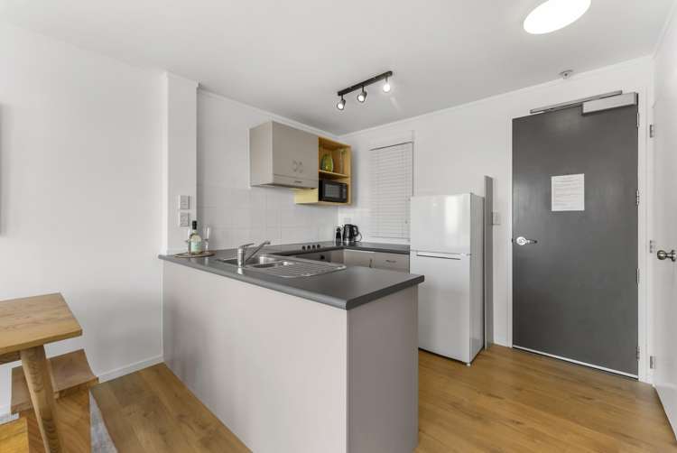 305/23 Maunganui Road Mount Maunganui_9