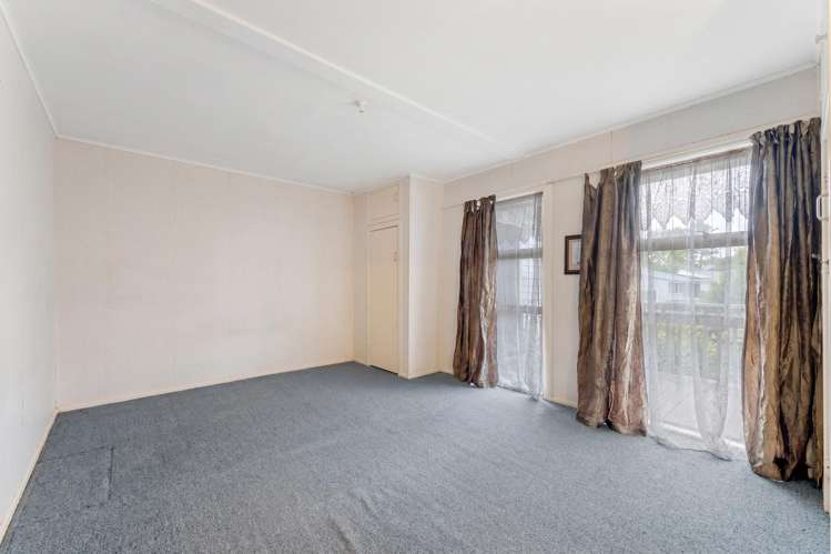 5 Holman Road Te Atatu Peninsula_10