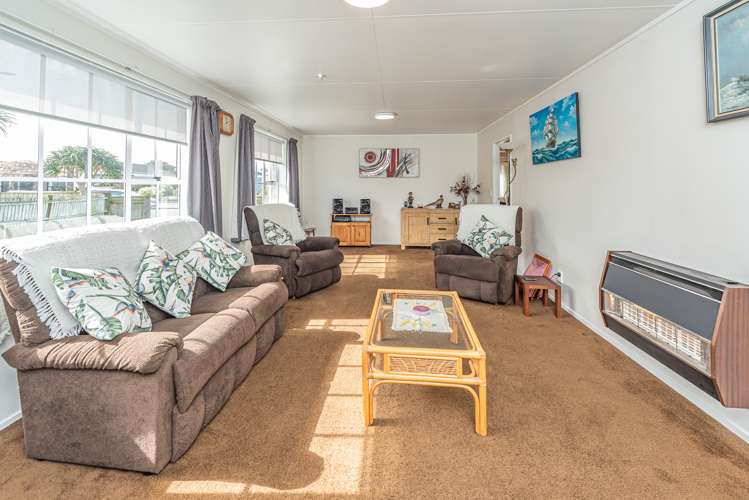 19 Exeter Crescent Springvale_5