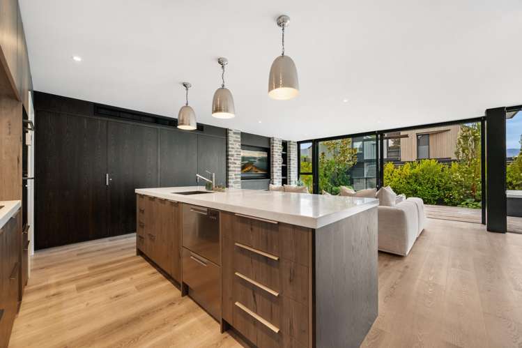 5/151 Upton Street Wanaka_8