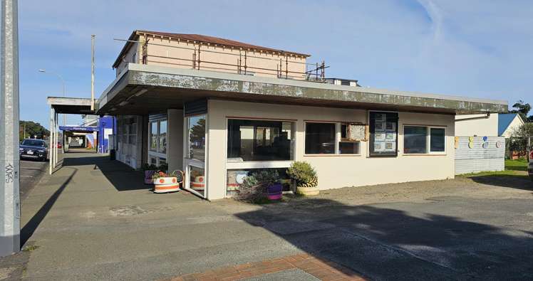 85 Egmont Street Patea_6