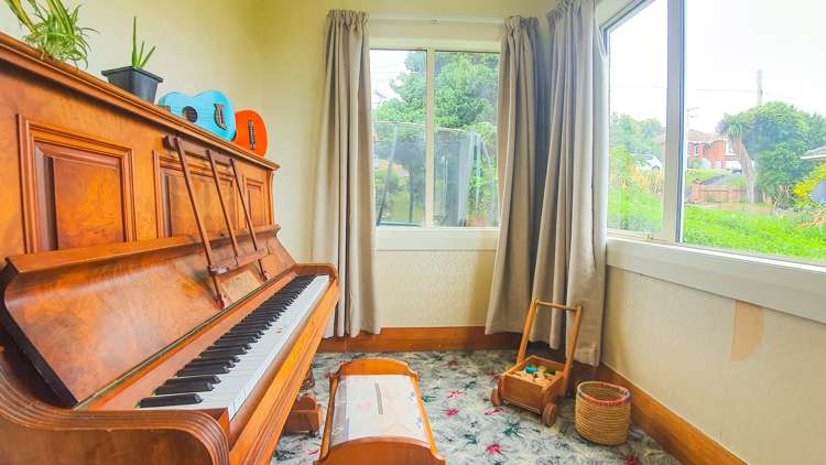 139 Forfar Street Clyde Hill_8