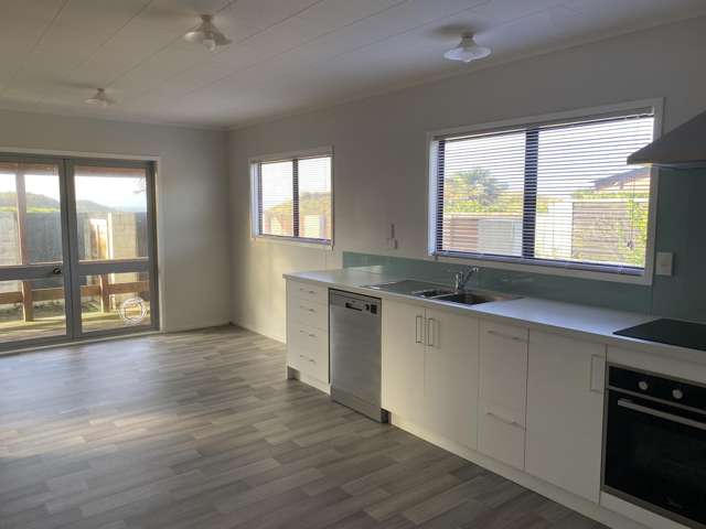 656 Papamoa Beach Road Papamoa_3