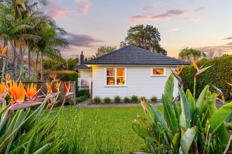 12 Linwood Avenue Forrest Hill_1