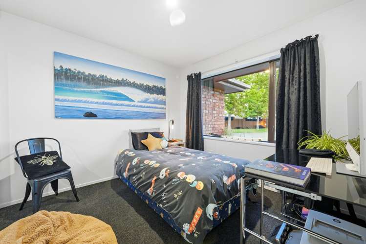 21 Taranaki Drive + 22 Hewitts Road Woodend_13