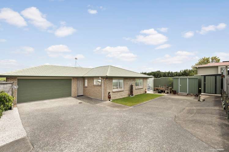 57/8 Village Place_0