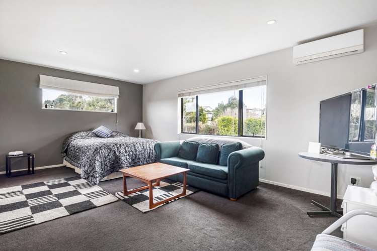 2/81 Francis Street Hauraki_19