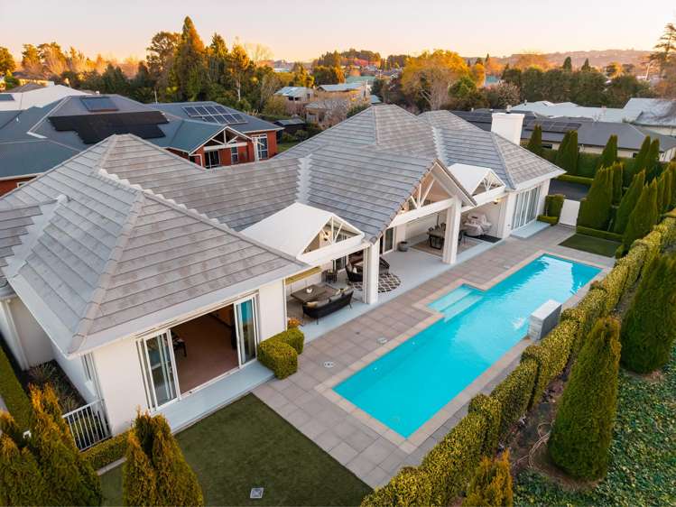 14 Tall Oaks Way Bethlehem_4