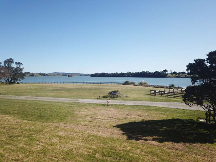 17 Goble Road Clarks Beach_28