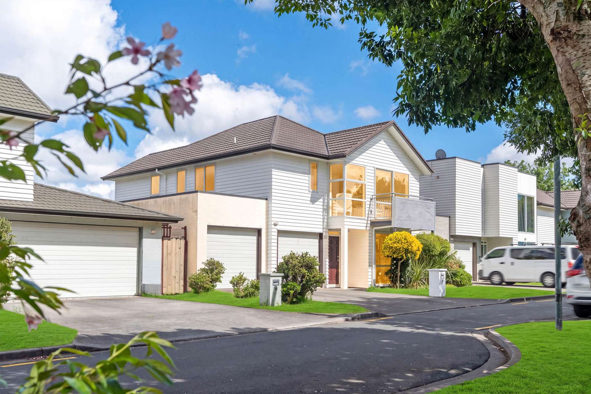 16 Phar Lap Crescent Takanini_0