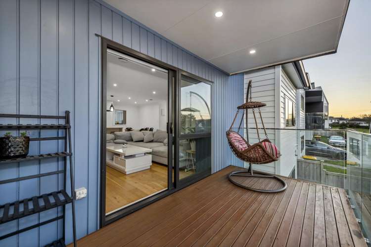 2/2 Marion Avenue Mount Roskill_19