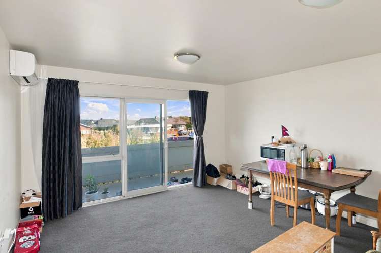 1-5/2 Douglas Street Lincoln_16