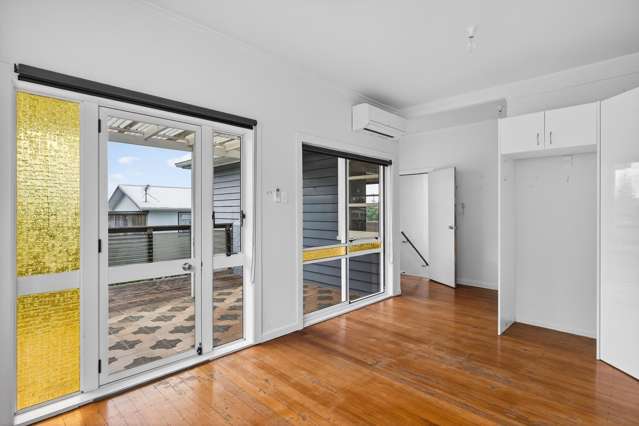 51 Douglas Street Okitu_3