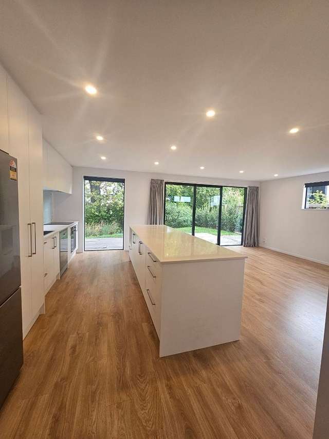 Stunning 3 Bedroom, St Albans Oasis