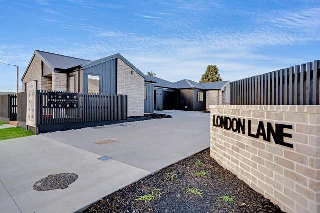 1 London Lane 11373_2