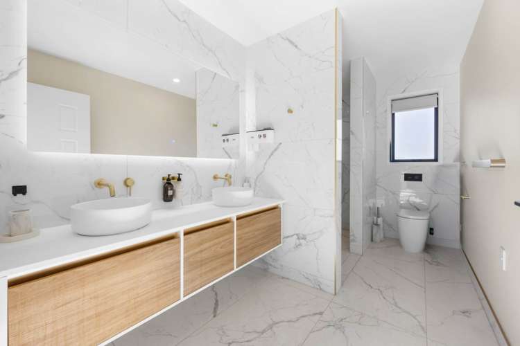 21 Te Ara Aukati Terrace Pokeno_17