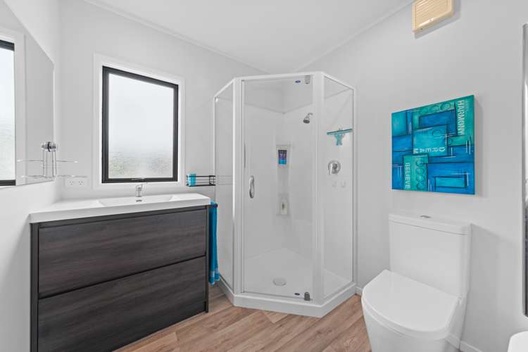 1 Whitcombe Street Lepperton_15