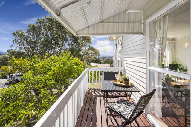 15 Highland Avenue Titirangi_3