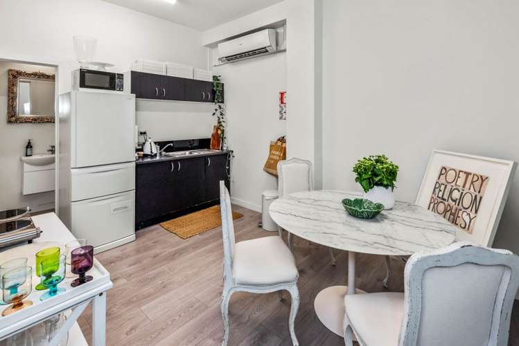 10 Adelaide Street Freemans Bay_8