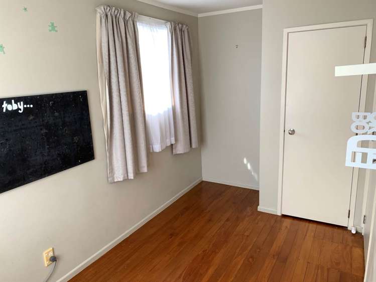 6 Huxley Place Glen Innes_12