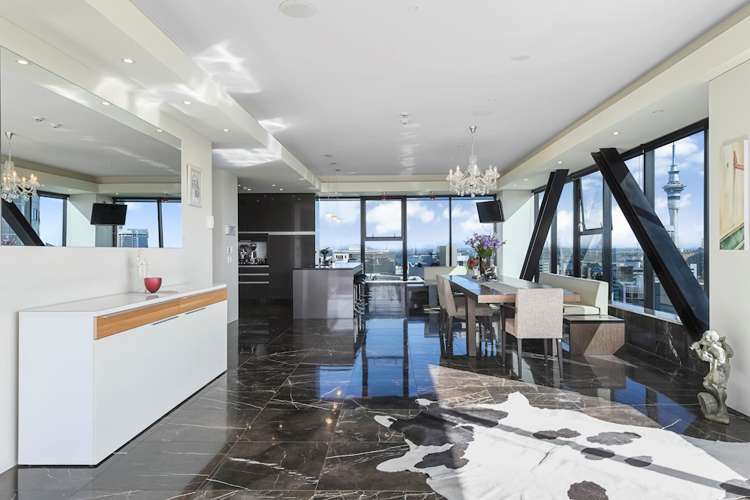 12a/2 Saint Martins Lane Grafton_4