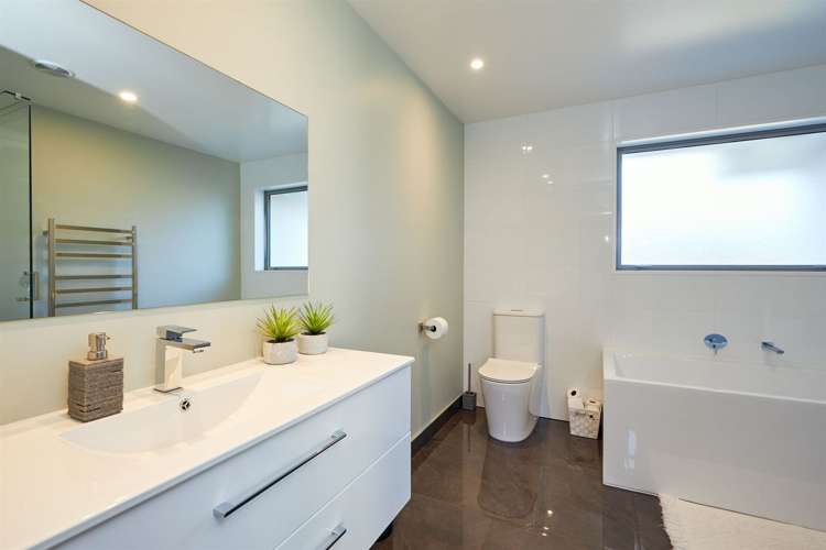 5 Tauhou Place Waikanae_17