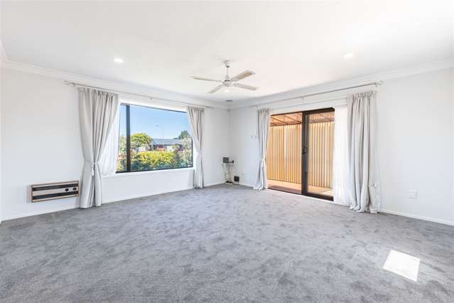 2/128 Reynolds Avenue Bishopdale_4