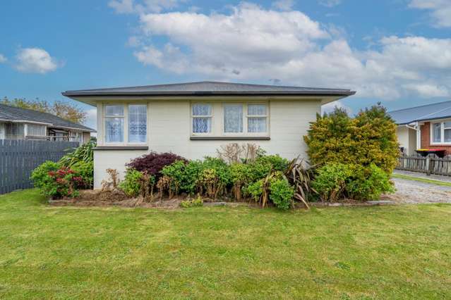 17 Sword Street Gore_1