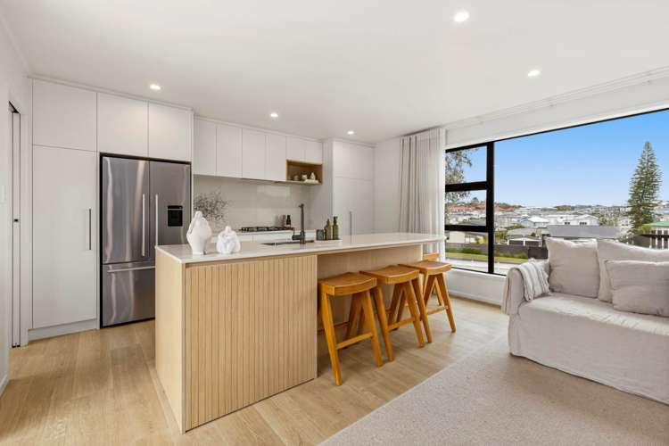 18 Albatross Road Red Beach_9