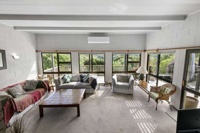 87 Major Drive Kelson_1