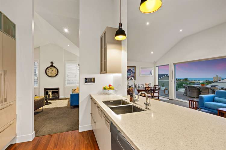 6 Miri Road Rothesay Bay_9