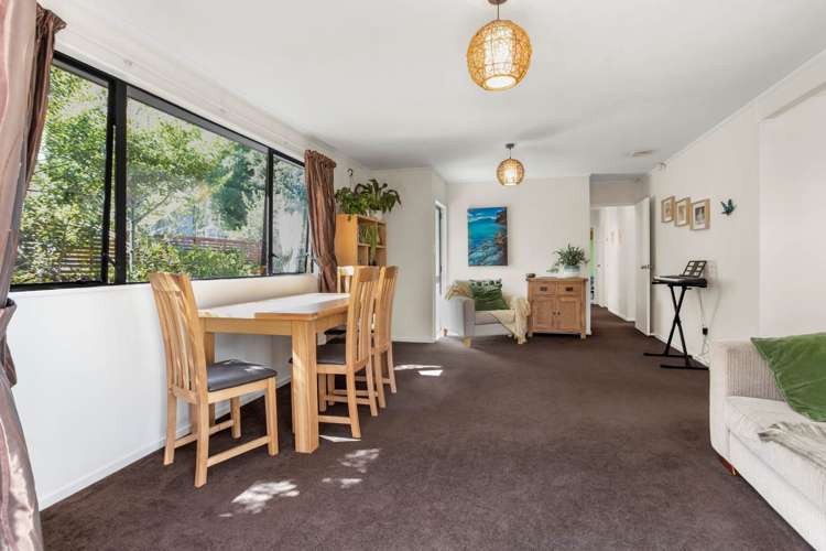 187 Glengarry Road Glen Eden_8