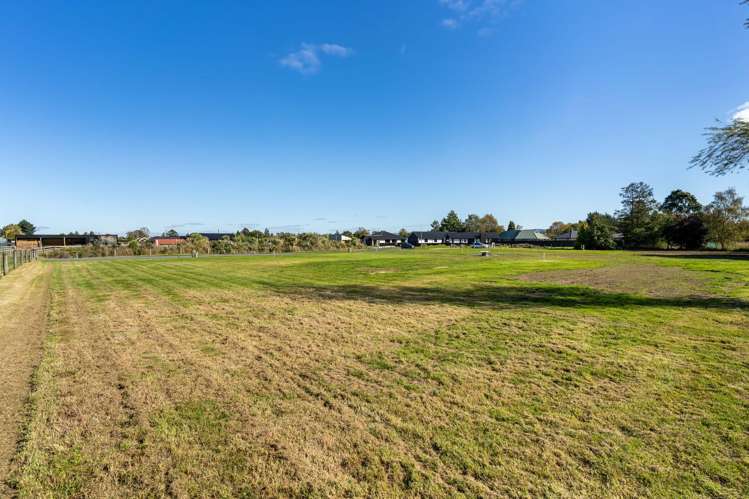 Constitution Avenue Milton_7