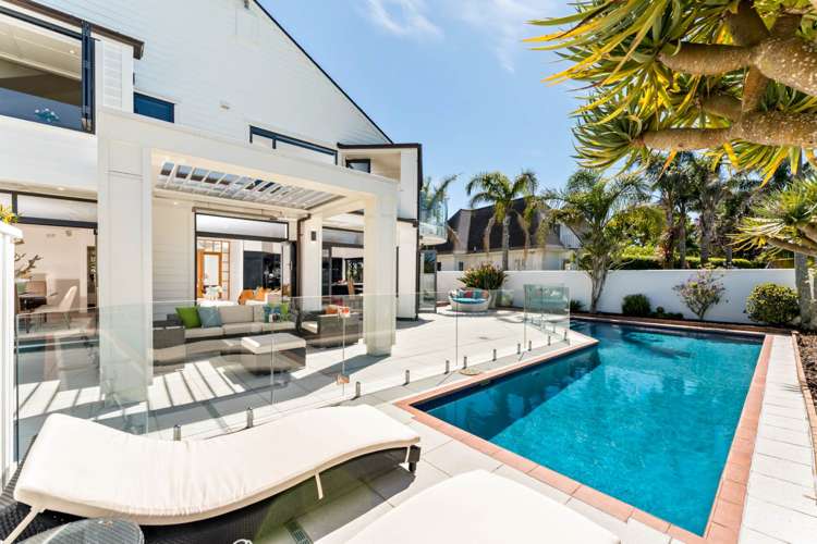 235 Bleakhouse Road Mellons Bay_12