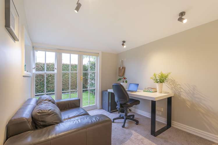 100 Old Mill Road Westmere_18