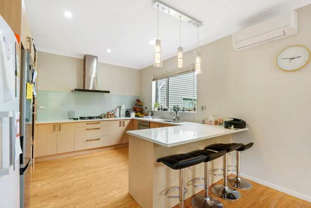 15 Maylee Crescent Gulf Harbour_2