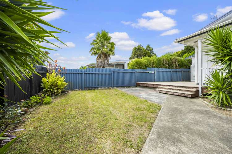 2/37 Mildmay Road Henderson_17