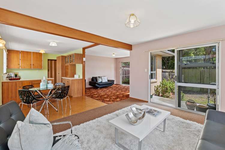 2/91a Rocking Horse Road Southshore_16