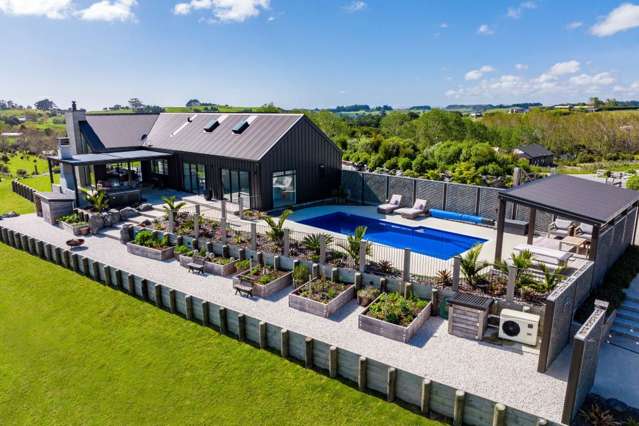 Homeowners selling newly-built Mangawhai retreat to go sailing