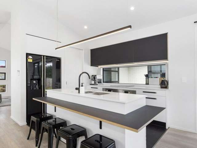 38 Puhirake Crescent Pyes Pa_4