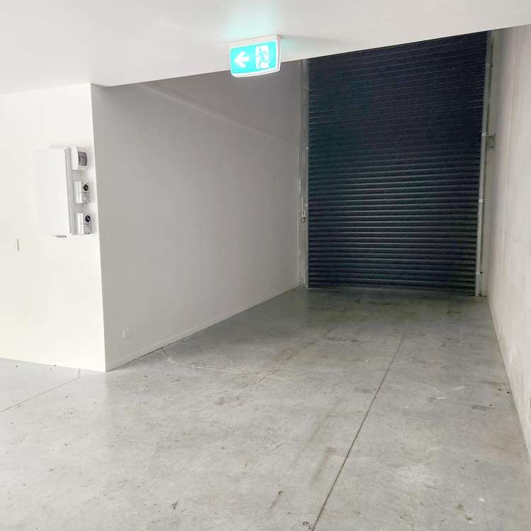 18/45 Karepiro Drive Stanmore Bay_3