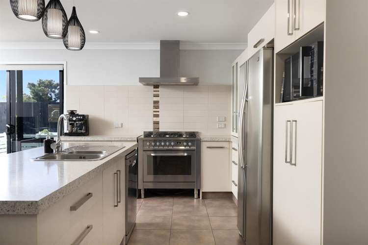 24 Pompano Key Papamoa_9