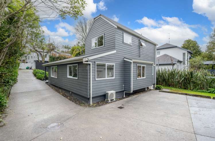 92A Beach Road Mellons Bay_21