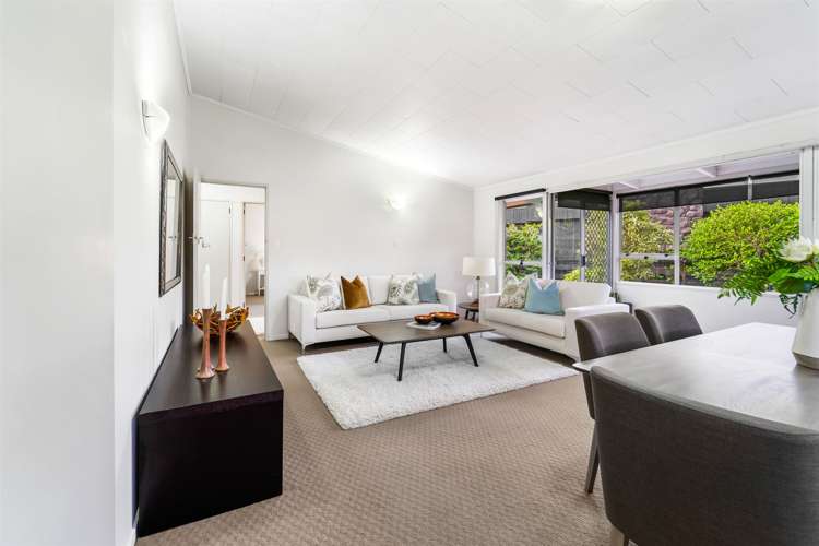 1/15 Omana Road Milford_6