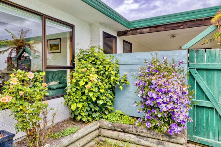 11 Deakin Place Clive_23