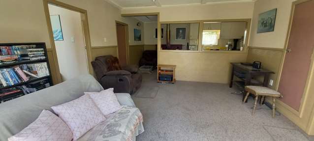 5 Carlyle Street Tuatapere_2