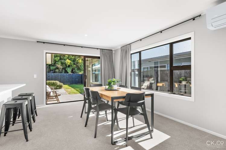 7 Te Awa Rere Grove Stokes Valley_11